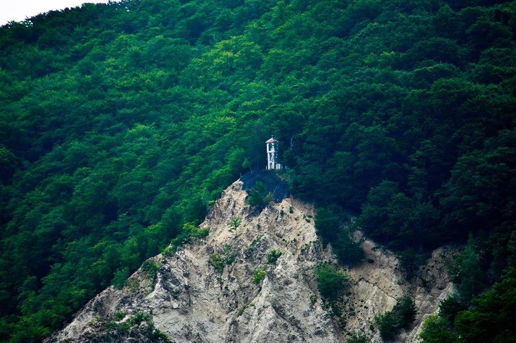 Бунгала Дара Kalofer Exterior foto